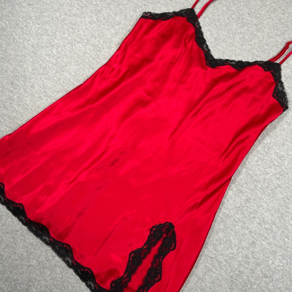 Victoria's Secret Lingerie Womens Medium Red‎ Black Y2K Slip Dress Lace Trim